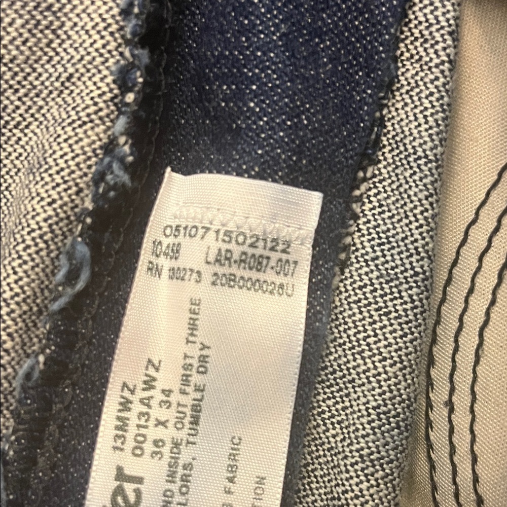Wrangler Men's Dark Blue Jeans size 36X34 - Picture 3 of 7